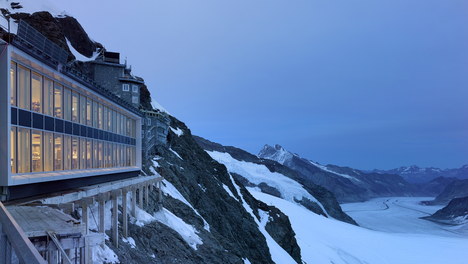 Gästerestaurant Eiger und Bollywood, Jungfraujoch Bild